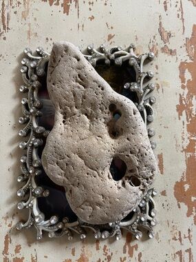 Mega Hagstone Large Local Beach Stone